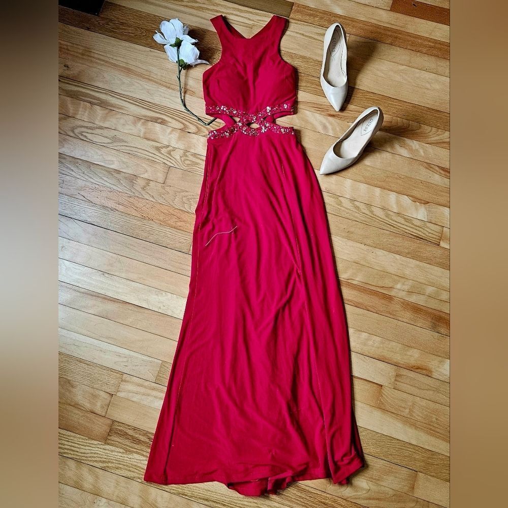 Morgan & Co. Vibrant Red Backless Dress